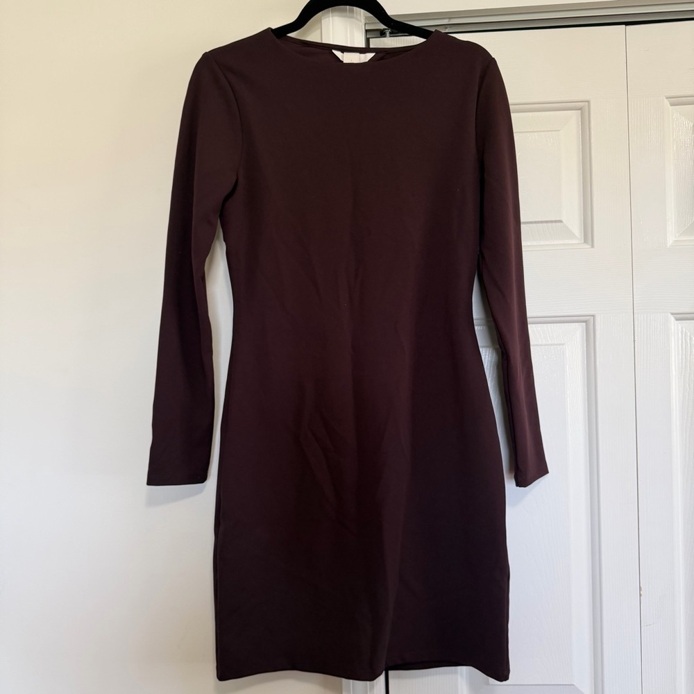 H&M Burgundy Long Sleeve Mid Length Cutout Dress Size Medium